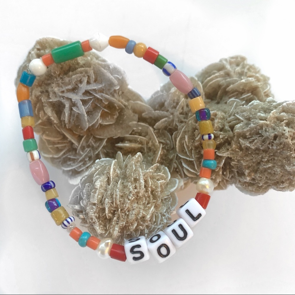 SOUL Handmade Word Bracelet, beads & pearls